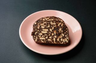 Salam de biscuiti traditional