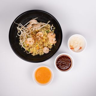 Ryż smażony z krewetkami