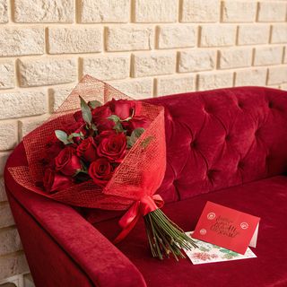 Tendresse Rubis - 17 Roses Rouges