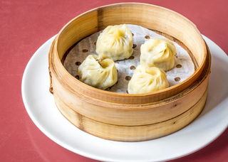 9. Xiao long bao al vapore 4 pezzi