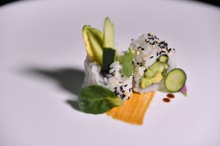 408. Ura veggy 8 pezzi vegetariano misto