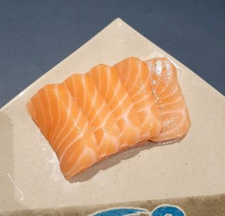 Sashimi Salmón (12 Piezas)