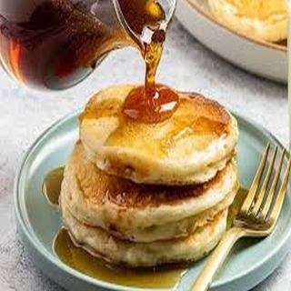 PANCAKES WITH SYRUP