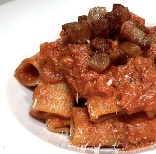Rigatoni all' amatriciana