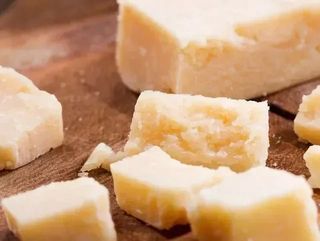 ПАРМЕЗАН (100 g)