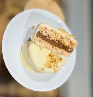 Alfajor De Nuez, Chocolate Blanco Y Dulce De Leche (130 G.)