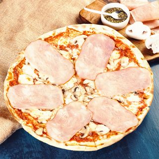 პიცა კაპრიჩოზა (33 სმ)