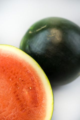 1/2 Sandía De Calidad Extra (peso aprox. 3,5 Kg.)