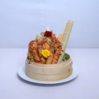 Tempura di gamberoni con verdure in pastella 4 pezzi