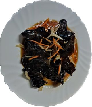 104.Salata urechi de lemn