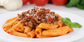 Makrouna bolognaise