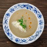 Крем-суп грибний з трюфельною олією