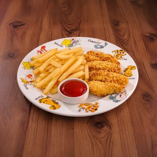 Nuggets de pui cu cartofi pai