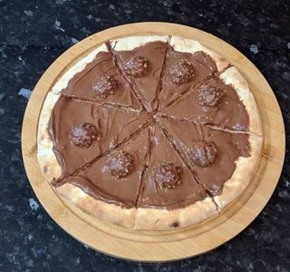 Pizza de Ferrero Rocher