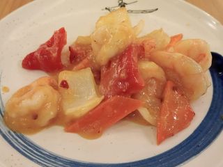 48 gambas con salsa curry