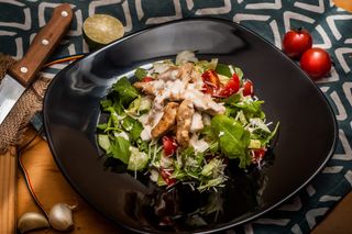 Salată cu piept de pui