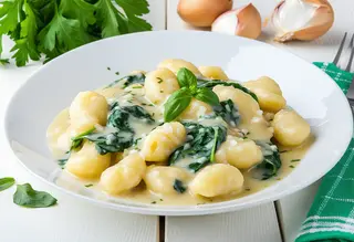 Gnocchi con 'nduja e pollo