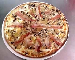 pizza carbonara (30 cm.)
