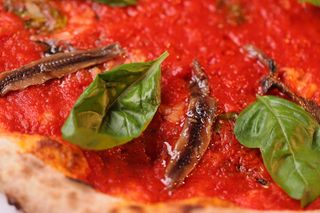 Pizza Anchovy marinara Ø 32cm