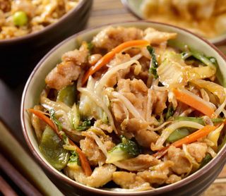 Pollo Chop Suey