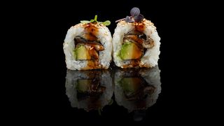 Uramaki Rollo De Anguila (4 Piezas)