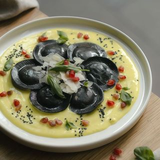 raviolos negros de berenjena a la parmigiana