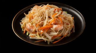 Spaghetti di riso con verdure