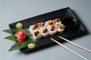 Թխած ռոլլ Հոթ Մուսսելս