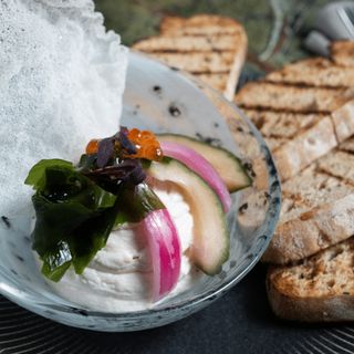 Тарама хайвер с пушена сьомга