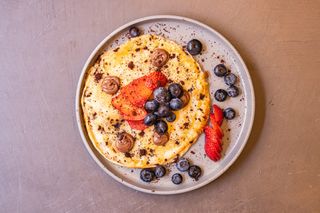 Pancake Con Frutos Rojos Y Nutella (Ración)