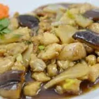 Pollo Con Bambú Y Setas Chinas