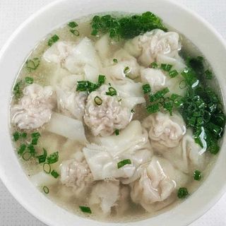 10.Zuppa di wonton (con 4pz)