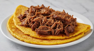 Cachapa Con Mechada (1 Ud.)