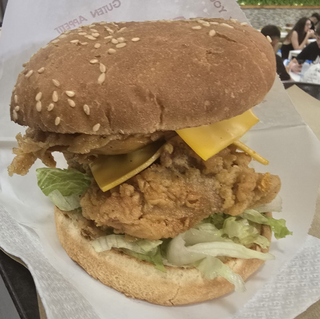 Menú Zinger burger