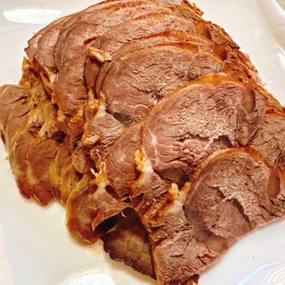 Carne di manzo saporito （五香牛肉）