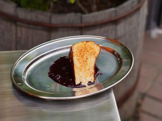 Basque cheesecake