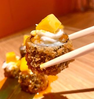 37B. Hosomaki Frito De Mango (8 Pzs.)