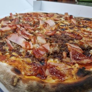 14-Pizza De Barbacoa (33 Cm.) 
