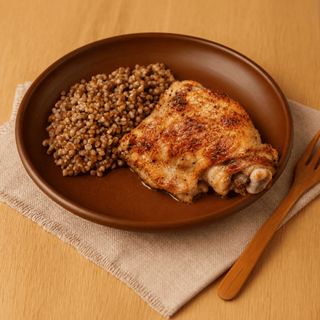 Гречана каша зі стегном курячим (340г)