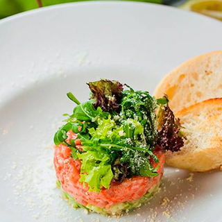 Тартар з лосося (170 г)