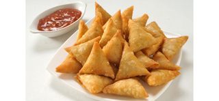 Samosa indiano con verdure/Pollo- 3 pezzi