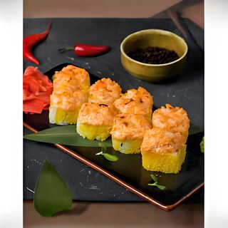 Запеченный ролл с креветками