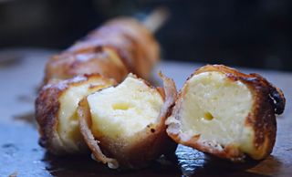 Espeto de Queijo com Bacon