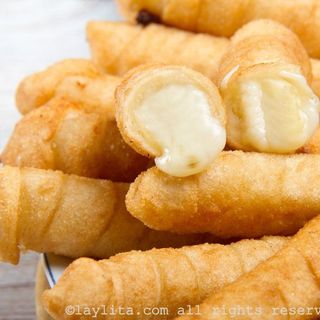 Tequeños de queso relleno de guayaba( x4)