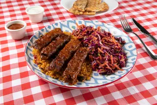 Dadas kebab din carne de oaie, vita si pui