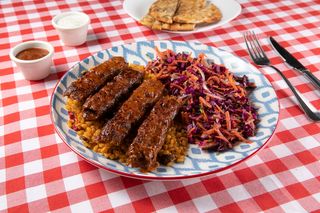 Dadas kebab din carne de oaie, vita si pui