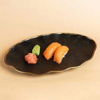 2 ორაგულის ნიგირი,  მაკი საჩუქრად