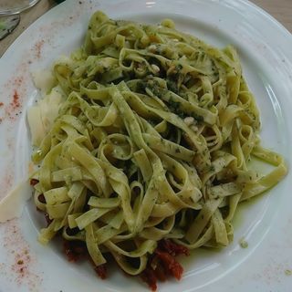 Tagliatelle Al Pesto