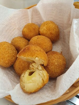 Bolinho de Queijo