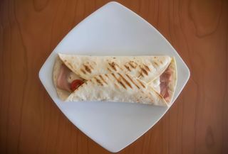 Piadina- Mortadella, pecorino, pomodori secchi
